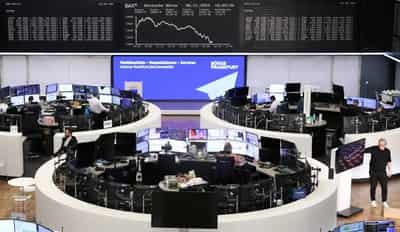 Image for European shares fall on fears of Trump tariffs