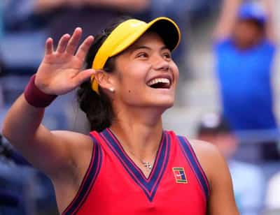 Image for Tennis-Britain&#8217;s star Raducanu takes confident step into the spotlight