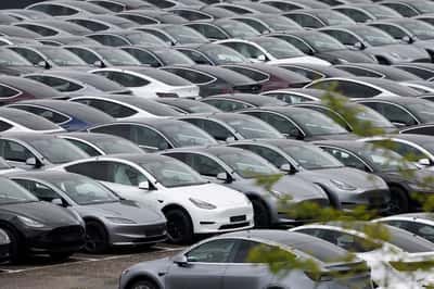 Image for Tesla sales rebound continues in several European markets in April