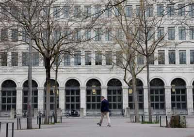 Image for Analysis-Powerful Swiss central bank faces reform calls in wake of Credit Suisse rescue
