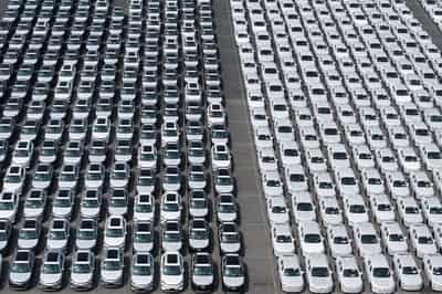 Image for EU seeks China curbs on hybrid car exports to avert trade row, FT reports