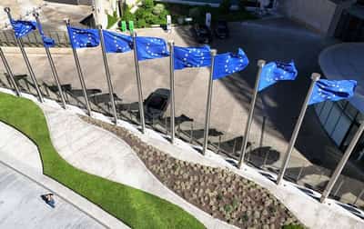 Image for EU regulators to decide on Baker Hughes' $13.6 billion Chart deal by June 26