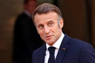 Image for French Presdident Macron: will continue mandate until the end of its term