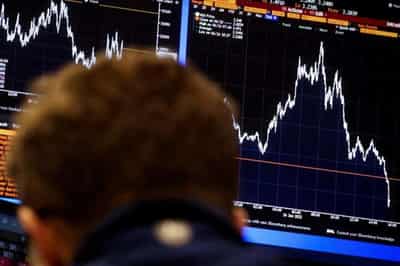 Image for Global equity funds gain weekly inflows after big selloff