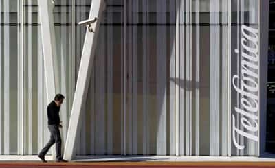 Image for Telefonica to offer employees four-day work week, widening pilot project