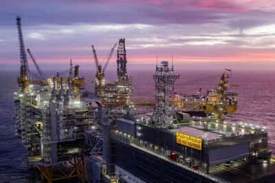 Image for UK oil sector secures changes to windfall tax, seeks more amid gov’t chaos