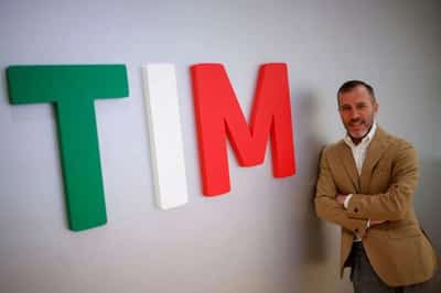 Image for Telecom Italia CEO confident deal within reach on single network