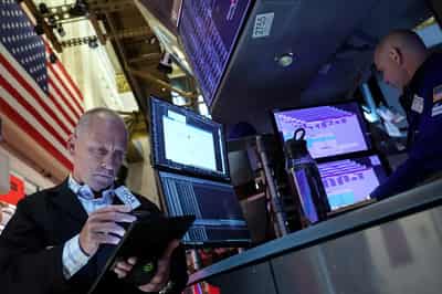 Image for Global investors scramble to dodge US election curveballs