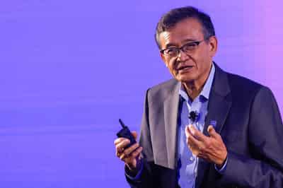 Image for Intel CEO Tan reconsidering fate of chipmaker's new manufacturing tech, CFO says