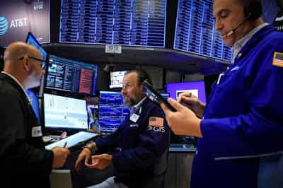 Image for Global equity funds draw inflows for the eighth week on earnings optimism