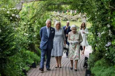 Image for Are you supposed to be enjoying yourselves? Queen Elizabeth asks G7