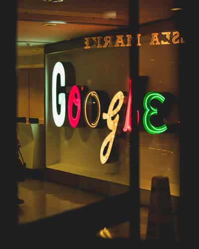 Image for Rivals criticise Google's search result changes, call for EU antitrust charges