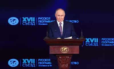 Image for Putin says Russia will never bow to US pressure, warns on missiles
