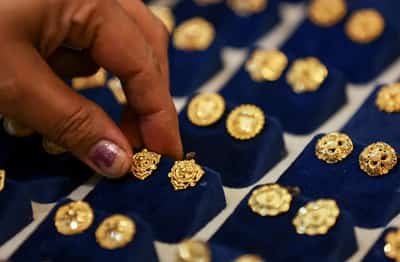 Image for Gold rush to endure through 2024 though $3,000 mark may prove elusive
