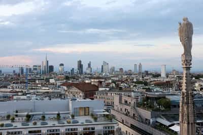Image for Italian court frees real estate magnate arrested in Milan property probe