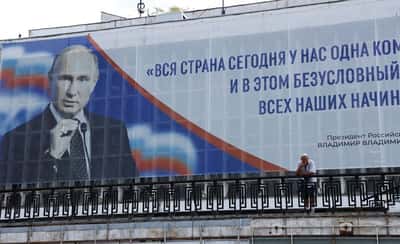 Image for Russia reports online attacks on electoral system on second day of parliamentary vote