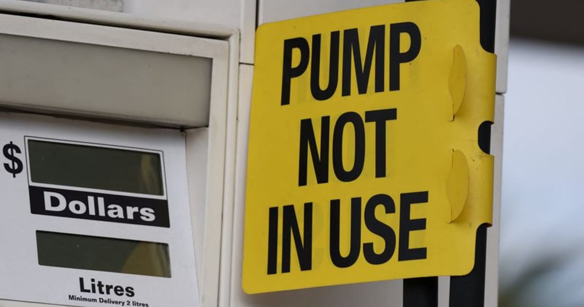 Energy market shock absorbers weakening, Shell and Equinor warn