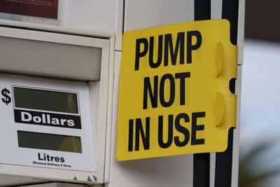 Image for Energy market shock absorbers weakening, Shell and Equinor warn