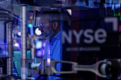 Image for Stocks inch up, oil dips as traders eye US-Iran talks
