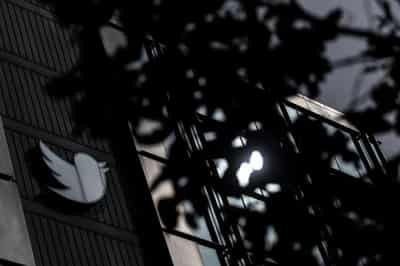 Image for Elon Musk says Twitter will revise how it verifies users