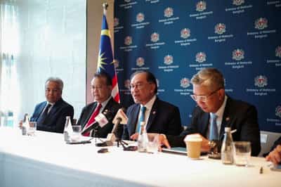 Image for Myanmar junta, opposition set to extend ceasefire, Malaysia PM says