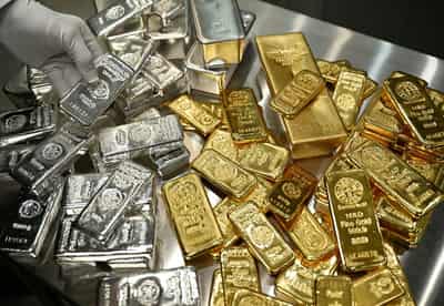 Image for Spot silver extends rally to hit $75 per ounce for first time