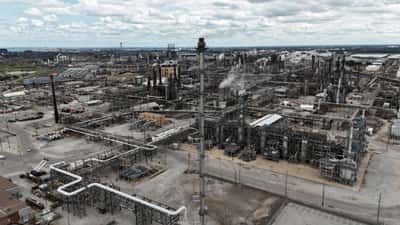 Image for BP Whiting refinery says labor negotiations ongoing, operations unaffected
