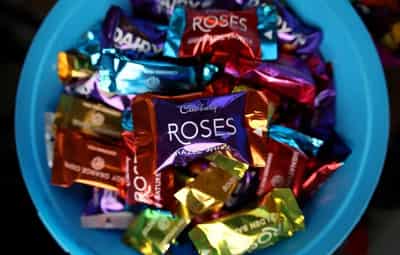 Image for Mondelez beats quarterly results on rebound in demand, higher prices