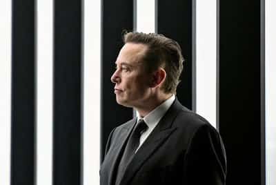 Image for Analysis-Musk's Tesla package pays him billions even if he misses 'Mars-shot' goals
