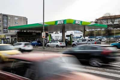 Image for Hungary's MOL has U.S. approval to continue NIS acquisition talks