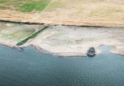 Image for German economy hampered by depleted rivers, Bundesbank says