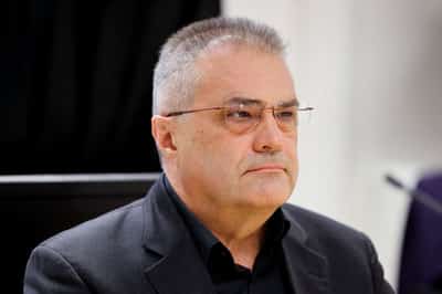 Image for Austrian ex-intelligence accused of spying for Russia goes on trial