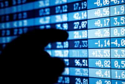 Image for Analysis: Ghosts of crises past haunt policymakers and markets