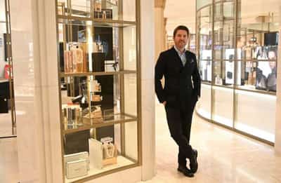 Image for London fears losing luxury shoppers to Paris and Milan