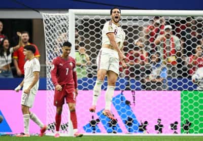 Image for Soccer-Merino strikes late as Spain edge Portugal to reach World Cup quarter-finals