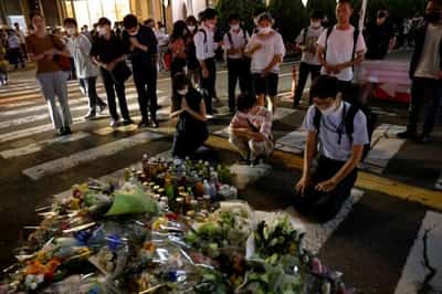 Image for Before fatal shooting, Japan’s Abe was up close with the crowd