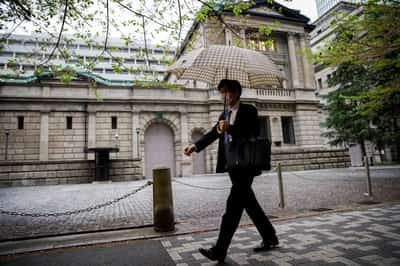 Image for World stocks gain, US yields fall at start of jam-packed week