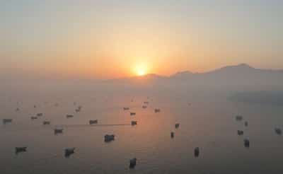 Image for Hormuz traffic slows as uncertainty over waterway persists