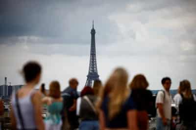 Image for Euro zone economy grows but outlook far from rosy