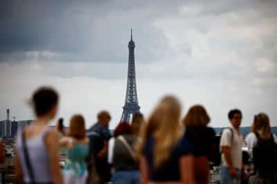 Image for Euro zone economy grows but outlook far from rosy