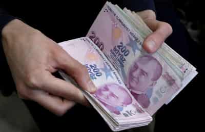 Image for Turkish lira falls on central bank shake-up, dollar and yen advance