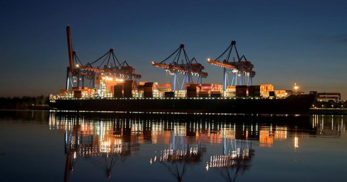 German Trade Deficit With China Grows as Exports Fall in 2026
