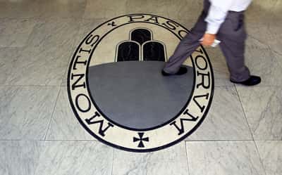 Image for World's oldest bank fights for its future as Italian rival nears takeover