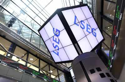 Image for Homebuilders lift FTSE indexes as yields retreat