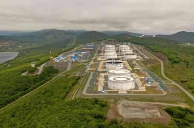 Image for Oil prices fall as recession fears trump tight supply