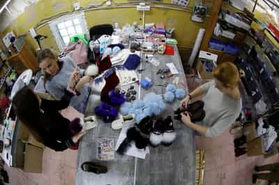 Image for Russian factory activity contracts for third month running in August, PMI shows