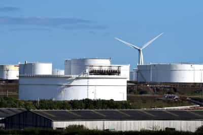 Image for EU will consider making countries fill gas storage – energy chief
