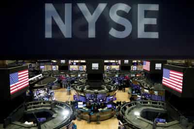Image for Global markets fall after data shows U.S. inflation cooling