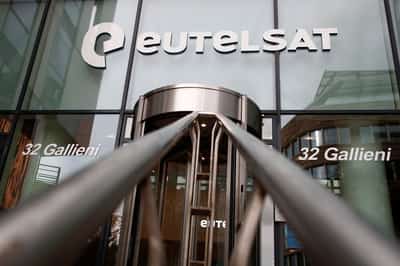 Image for Exclusive-Europe's Eutelsat vies for secure Italian telecoms contract, sources say