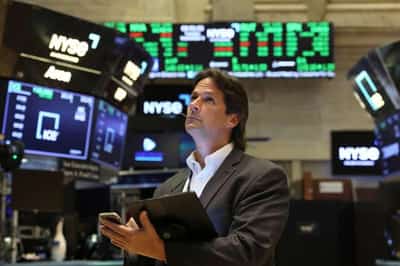 Image for Rate rise fears prompt third week of global equity funds outflows
